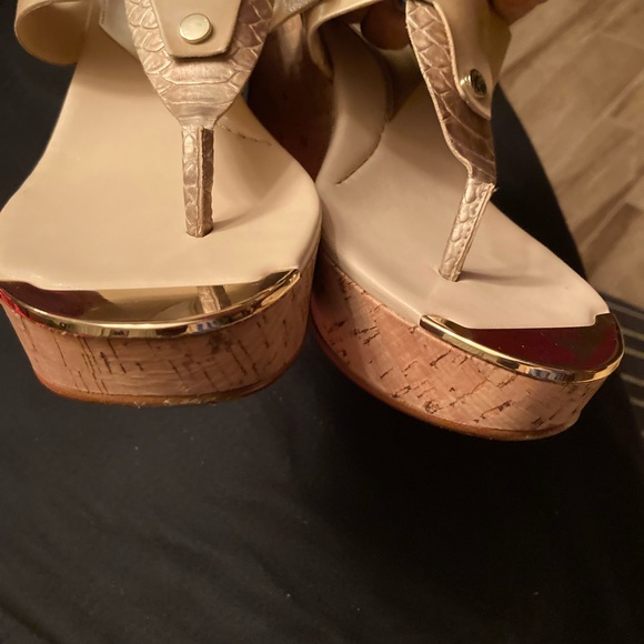 Guess Wedge Heel Platform Sandals - Picture 6 of 12